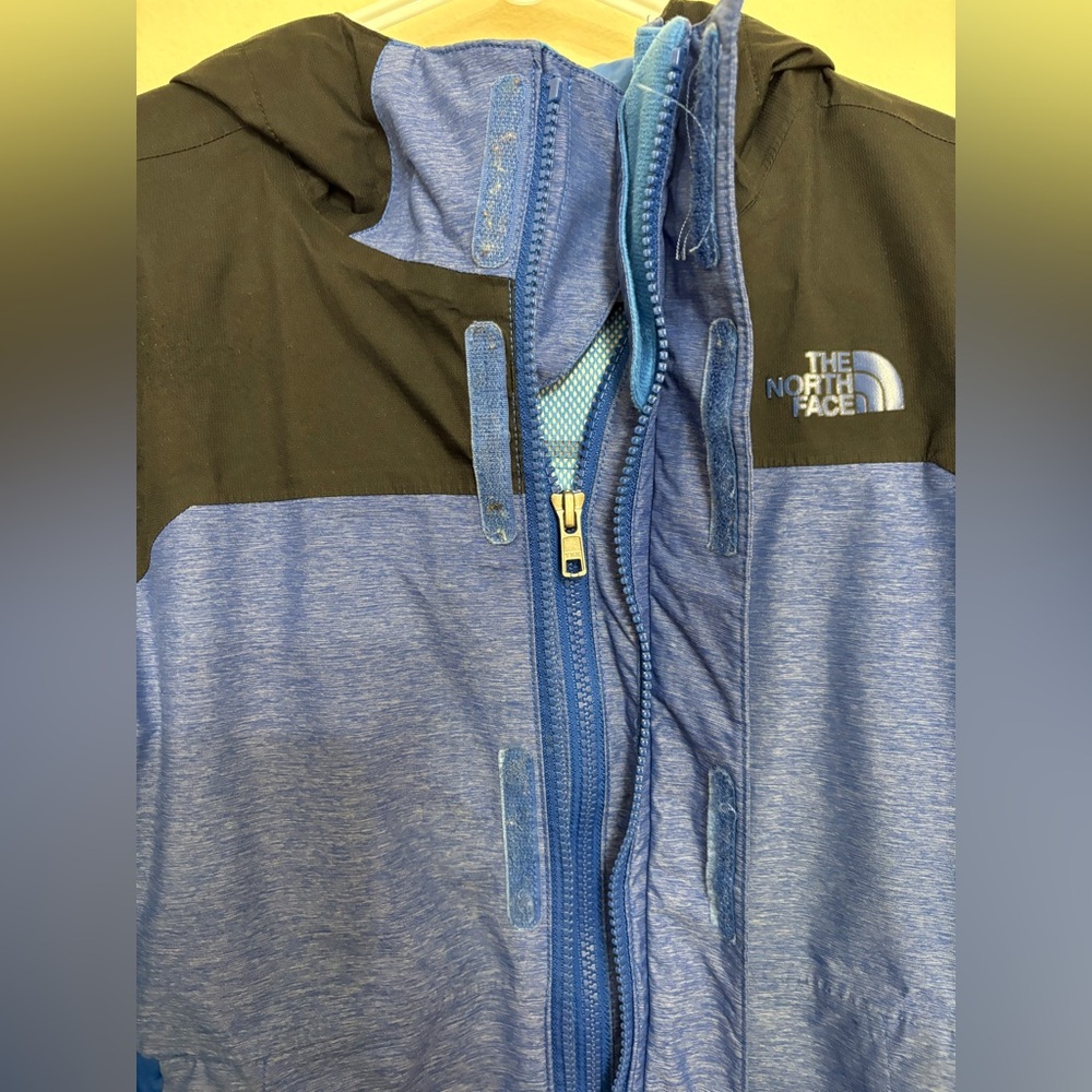 The North Face Boys Blue and Black DryVent Jacket 10/12 - Picture 3 of 6